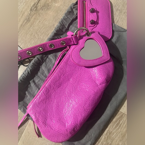 Balenciaga Cagole Wristlet Multipouch - Picture 6 of 8